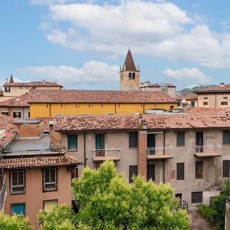 Palazzo delle Guglie by Postcardsfrom-2